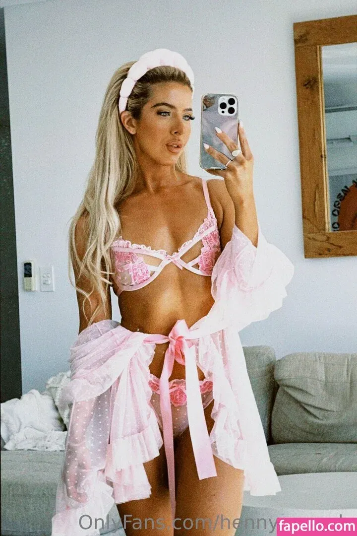 henny_moody Onlyfans Photo Gallery 