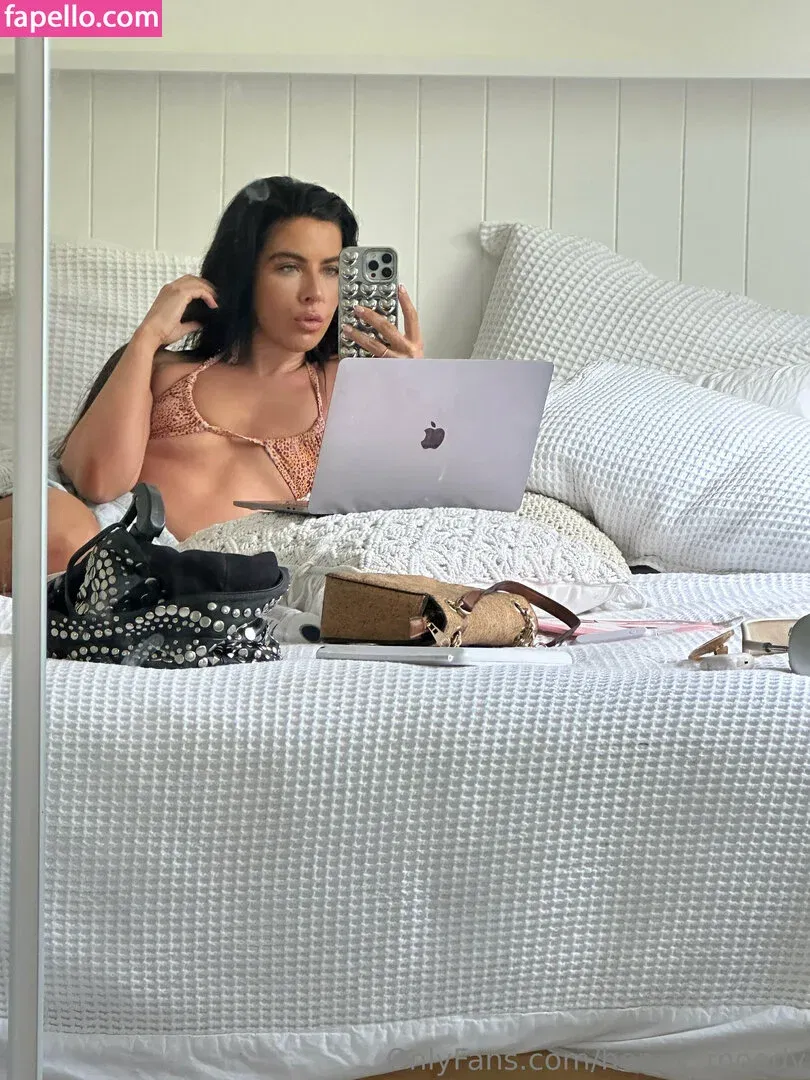 henny_moody Onlyfans Photo Gallery 