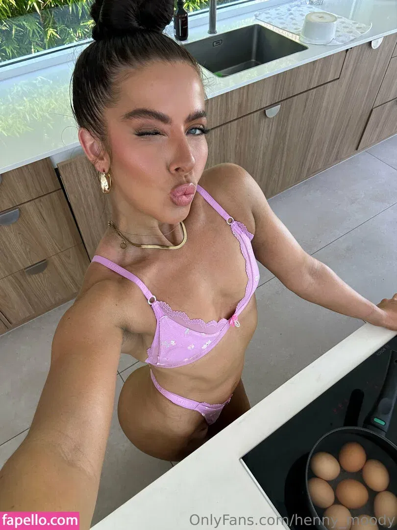 henny_moody Onlyfans Photo Gallery 
