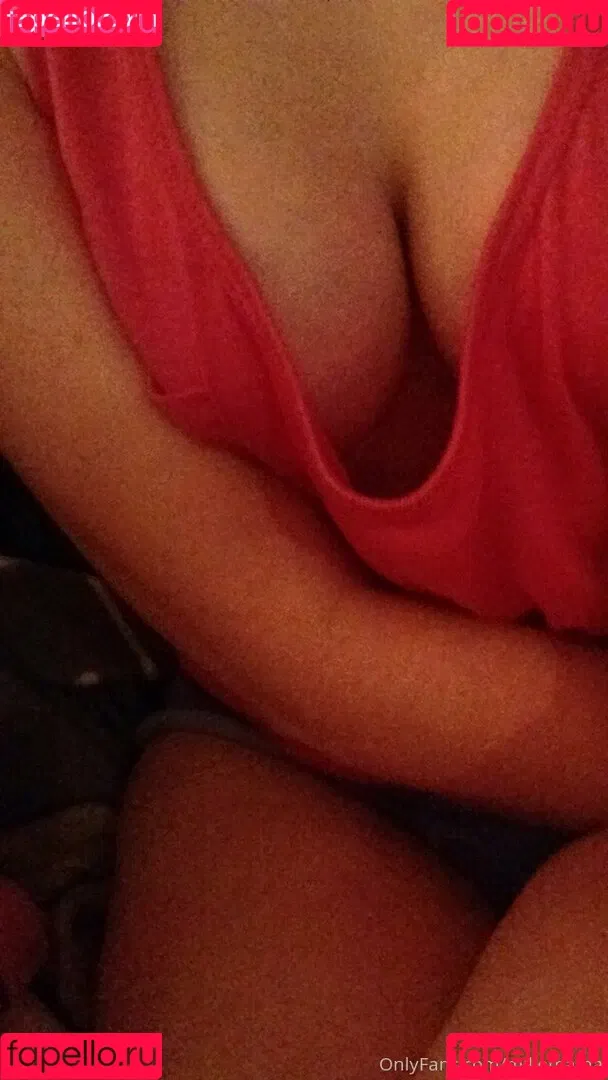 millemama Onlyfans Photo Gallery 