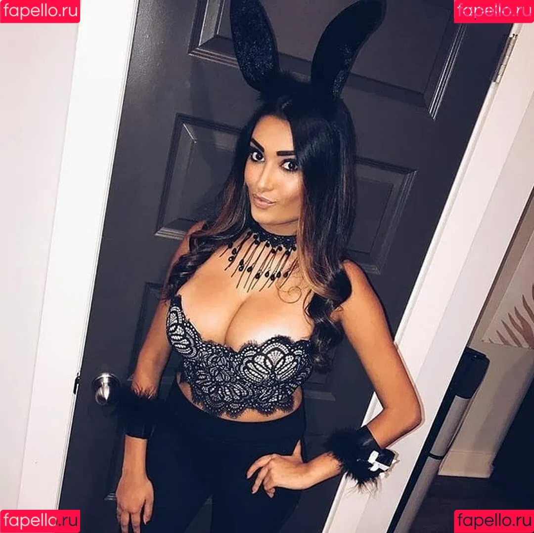 Zia Natasha Lehman Onlyfans Photo Gallery 