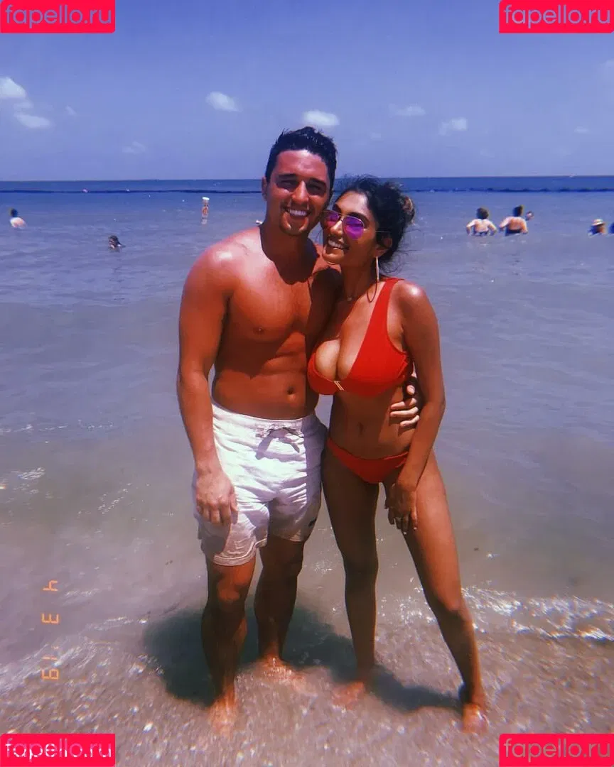 Zia Natasha Lehman Onlyfans Photo Gallery 