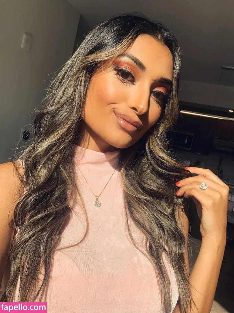 Zia Natasha Lehman Onlyfans Photo Gallery 