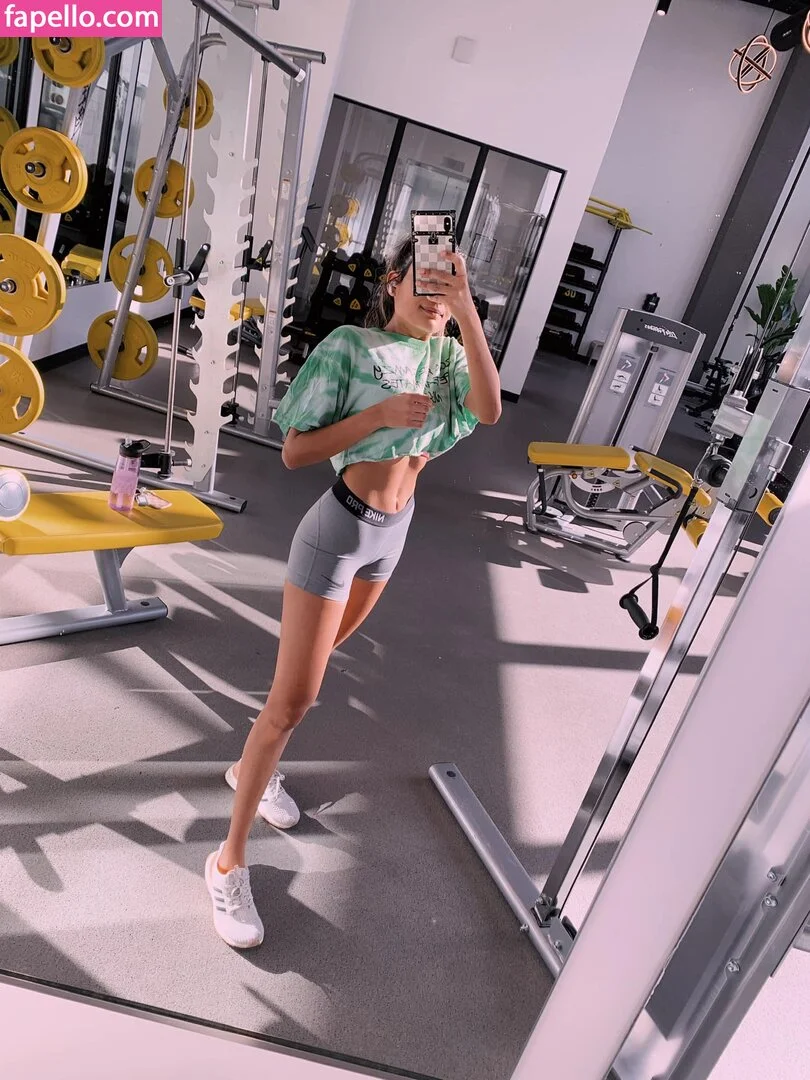 Zia Natasha Lehman Onlyfans Photo Gallery 