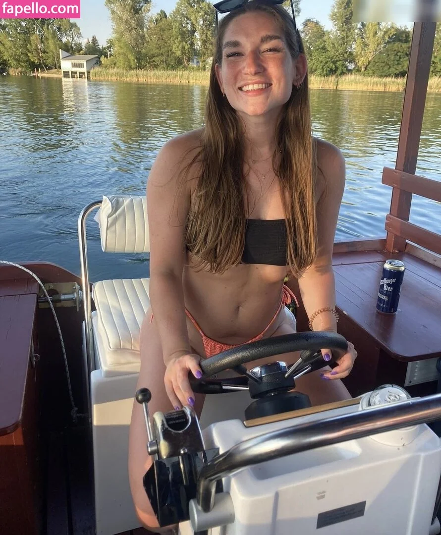 Denise_ktk Onlyfans Photo Gallery 