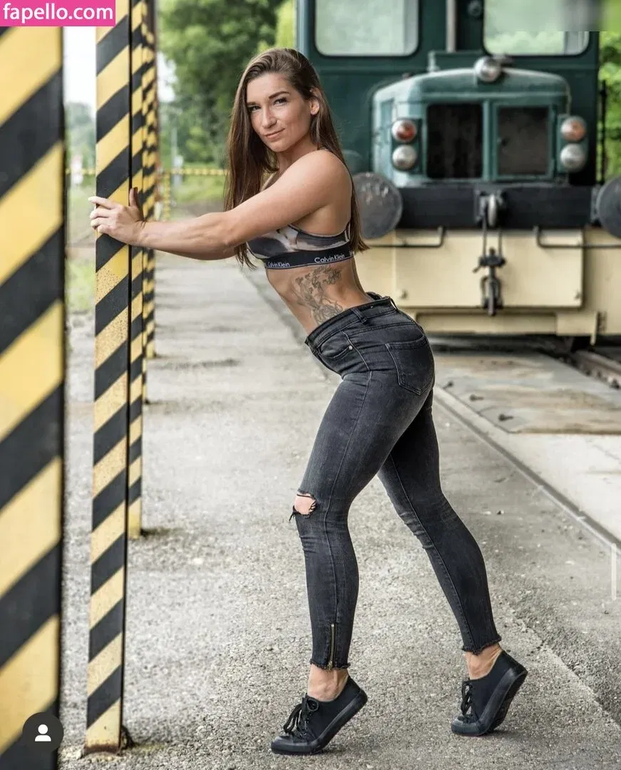 Denise_ktk Onlyfans Photo Gallery 