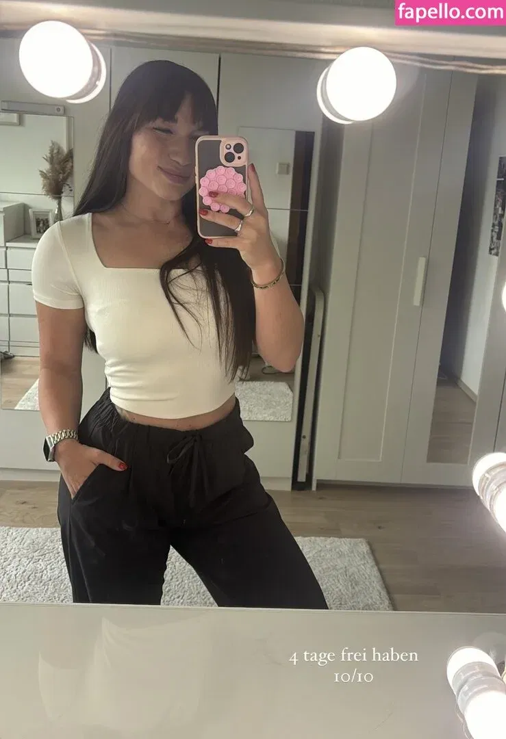 Denise_ktk Onlyfans Photo Gallery 