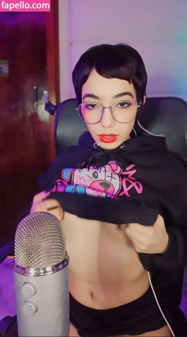 Aiko Cherries Onlyfans Photo Gallery 