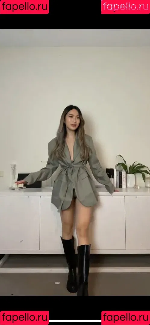 Chloe Zhu Onlyfans Photo Gallery 