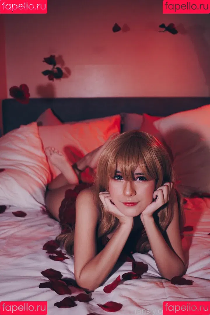 Aisu_Cos Onlyfans Photo Gallery 