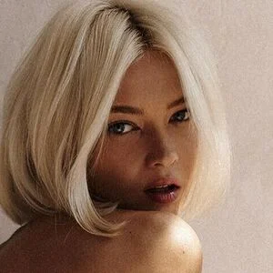 Valeria Bulusheva Onlyfans Photo Gallery 