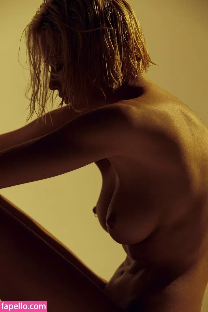 Valeria Bulusheva Onlyfans Photo Gallery 