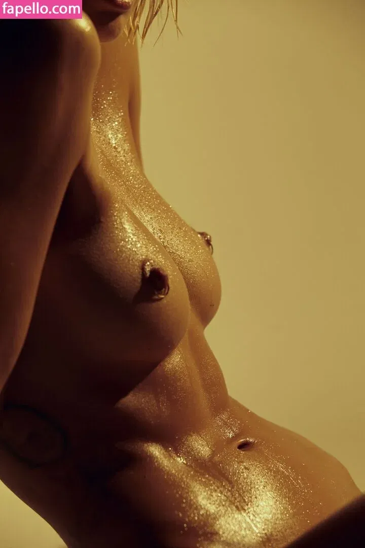 Valeria Bulusheva Onlyfans Photo Gallery 