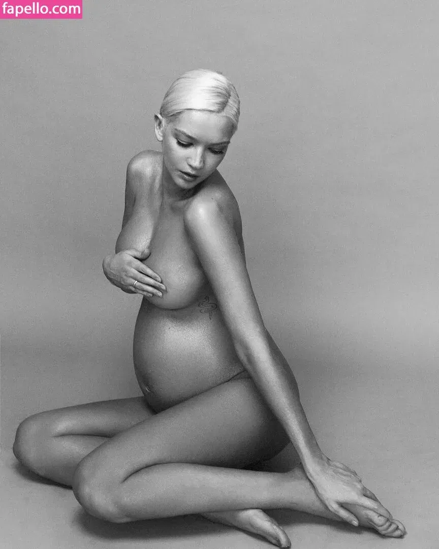 Valeria Bulusheva Onlyfans Photo Gallery 