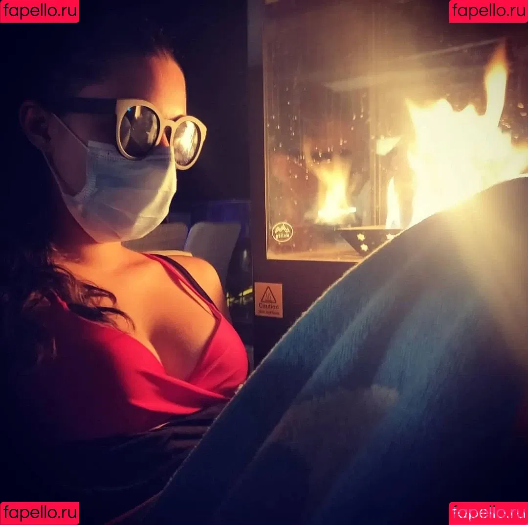 yabbe Onlyfans Photo Gallery 