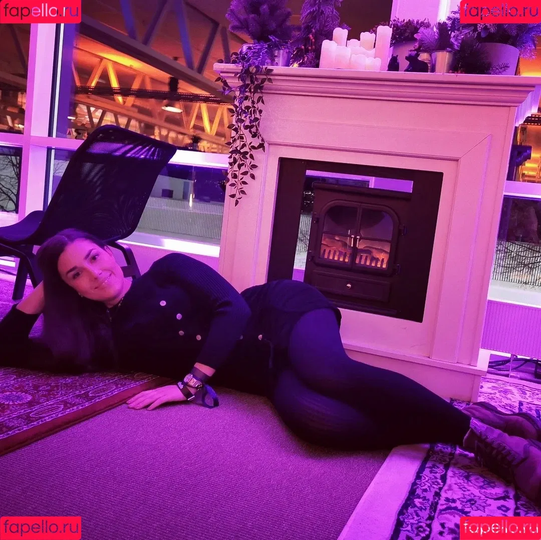 yabbe Onlyfans Photo Gallery 