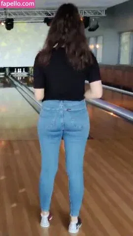 yabbe Onlyfans Photo Gallery 