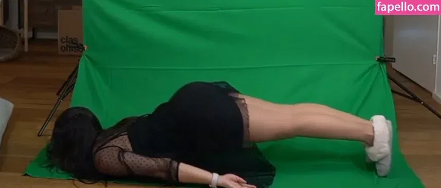 yabbe Onlyfans Photo Gallery 