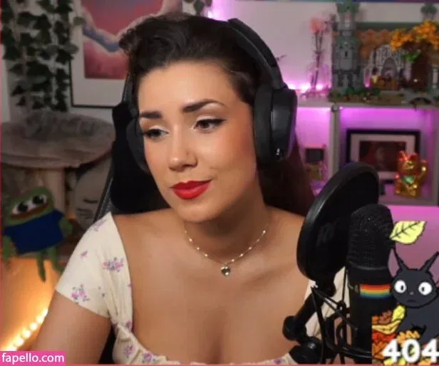 yabbe Onlyfans Photo Gallery 