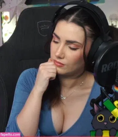 yabbe Onlyfans Photo Gallery 