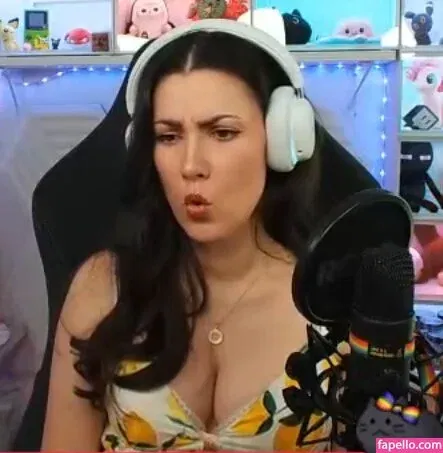 yabbe Onlyfans Photo Gallery 