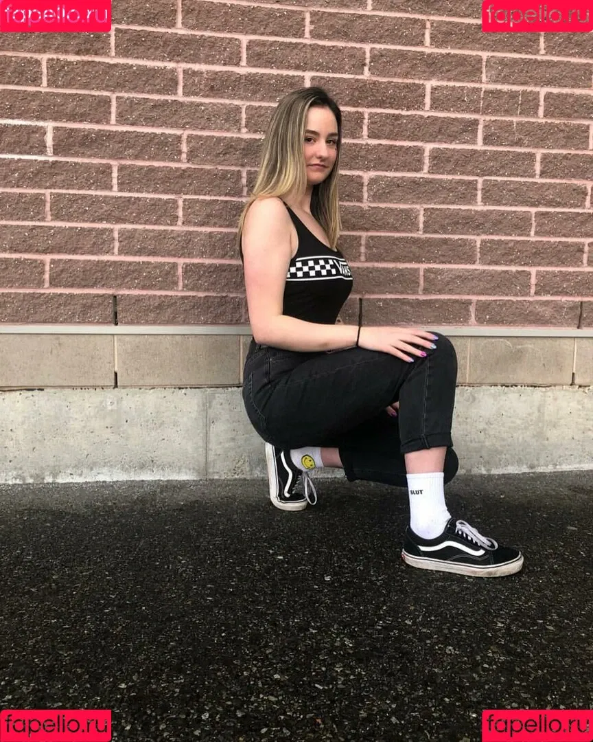 lennlenno Onlyfans Photo Gallery 