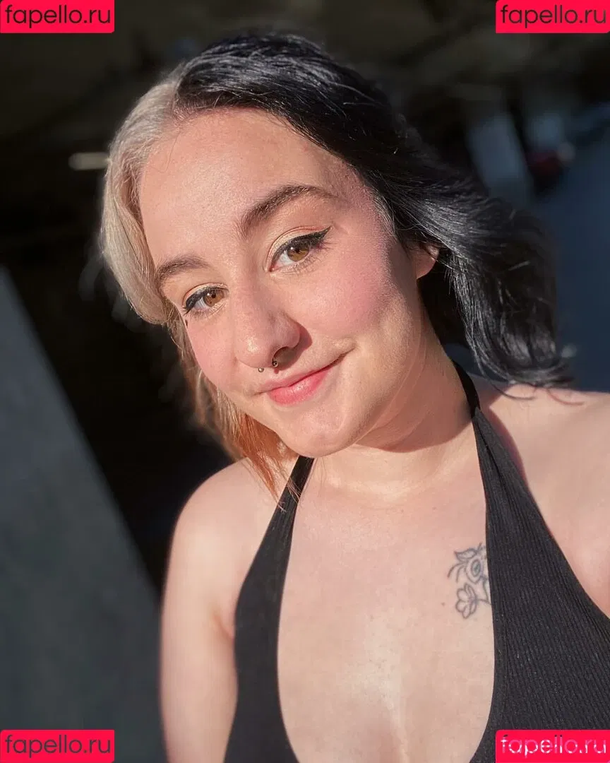 lennlenno Onlyfans Photo Gallery 