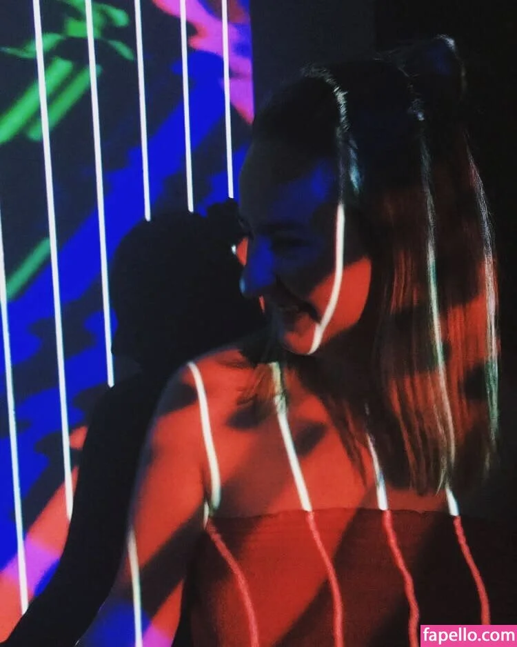 lennlenno Onlyfans Photo Gallery 