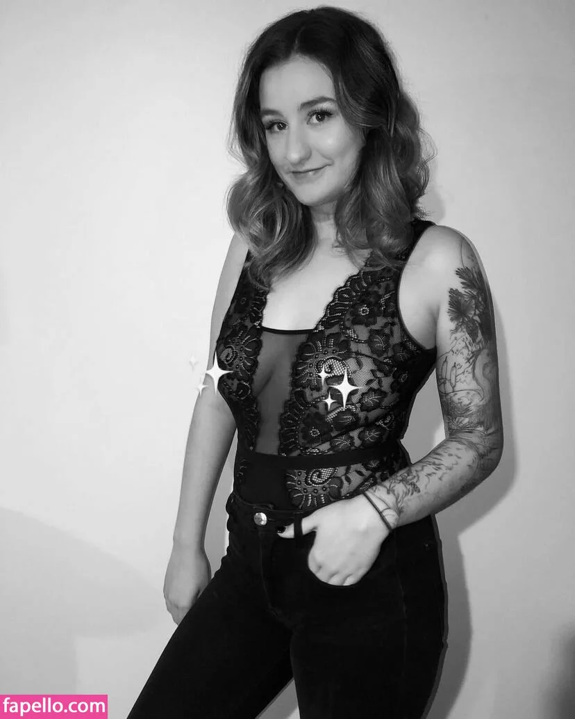 lennlenno Onlyfans Photo Gallery 