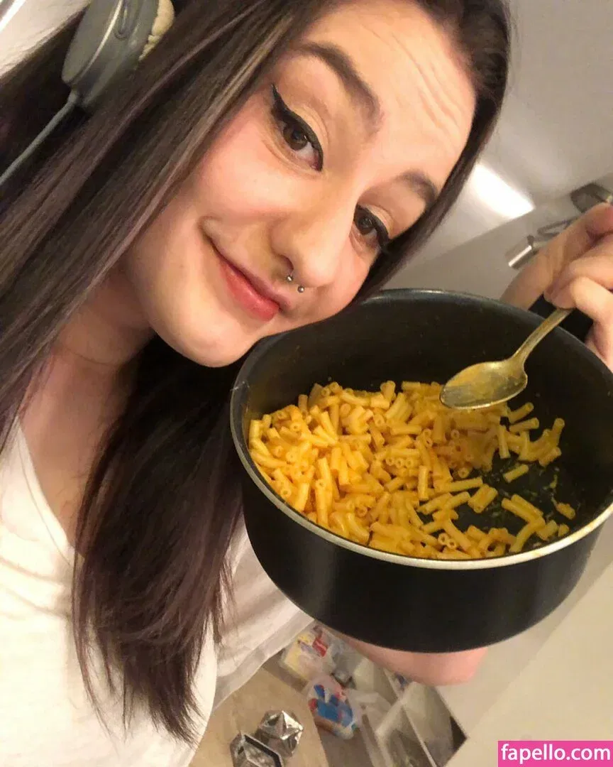 lennlenno Onlyfans Photo Gallery 