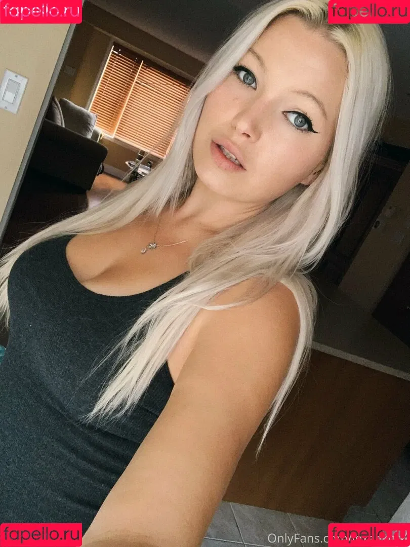 lexaaknox Onlyfans Photo Gallery 