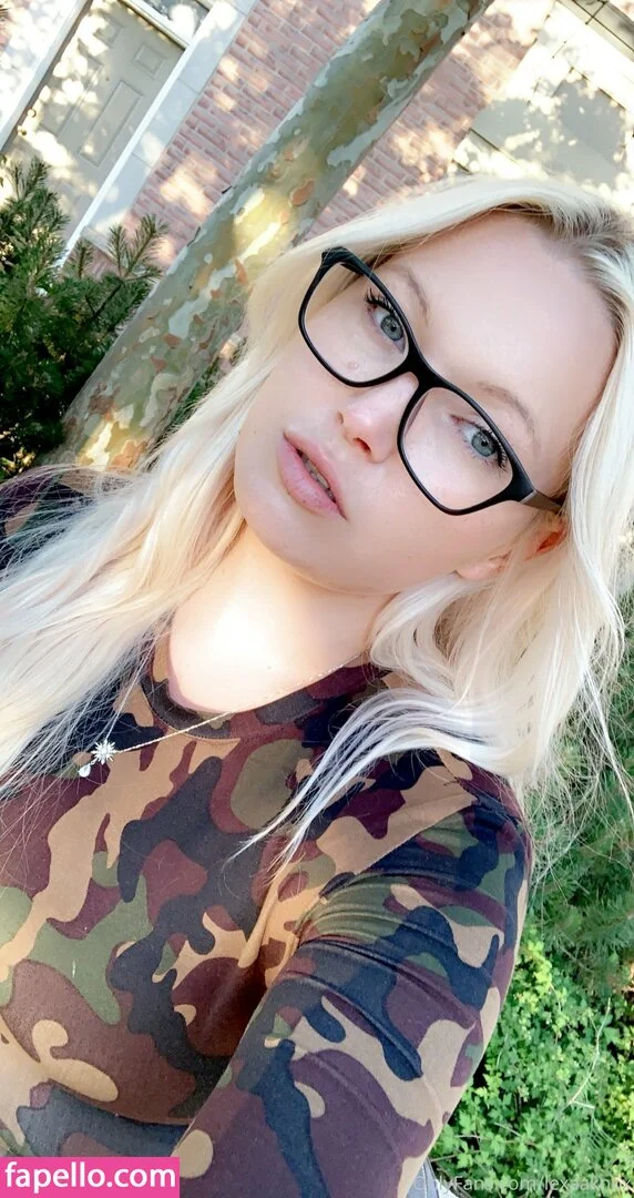 lexaaknox Onlyfans Photo Gallery 