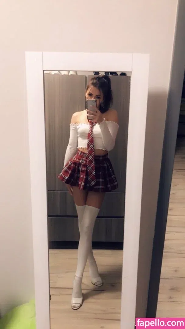 Vera Velvet Onlyfans Photo Gallery 