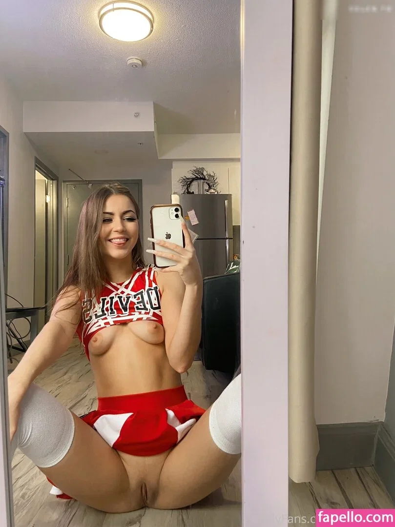 Vera Velvet Onlyfans Photo Gallery 