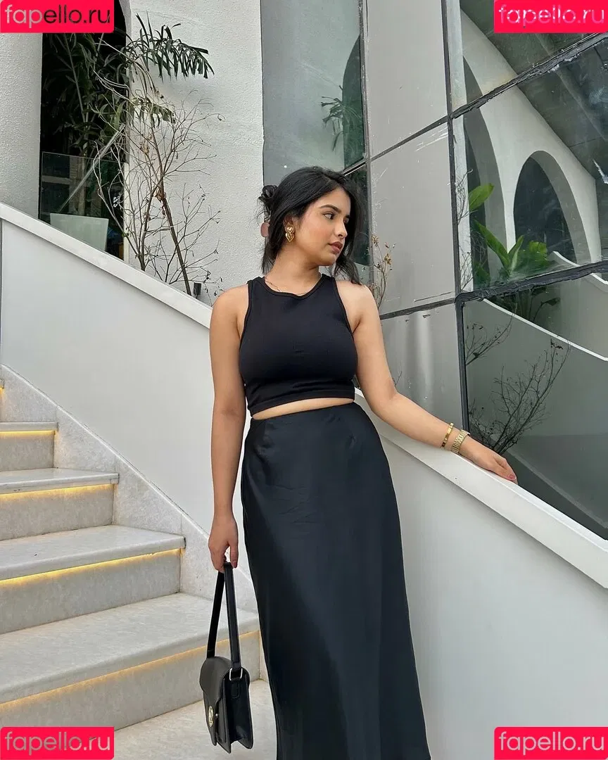 Aarushi Abrol Onlyfans Photo Gallery 