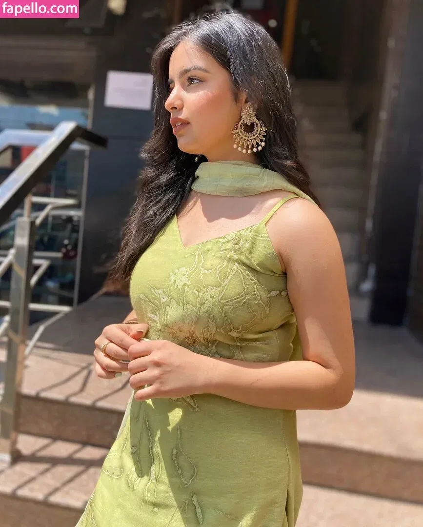 Aarushi Abrol Onlyfans Photo Gallery 