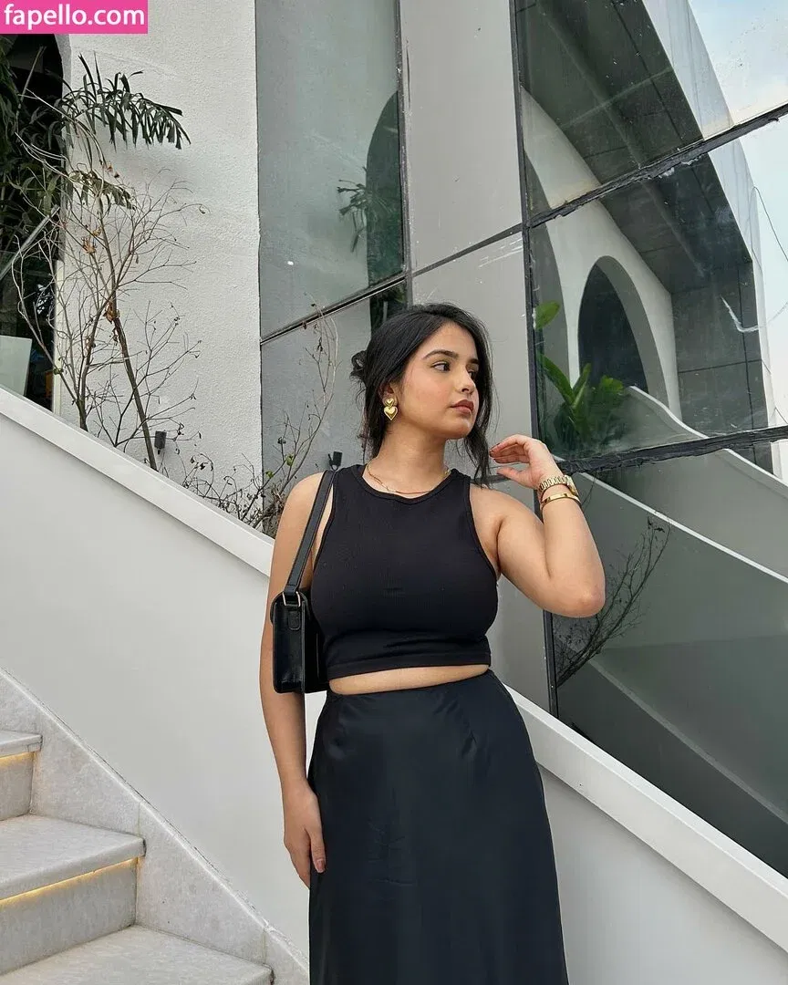 Aarushi Abrol Onlyfans Photo Gallery 