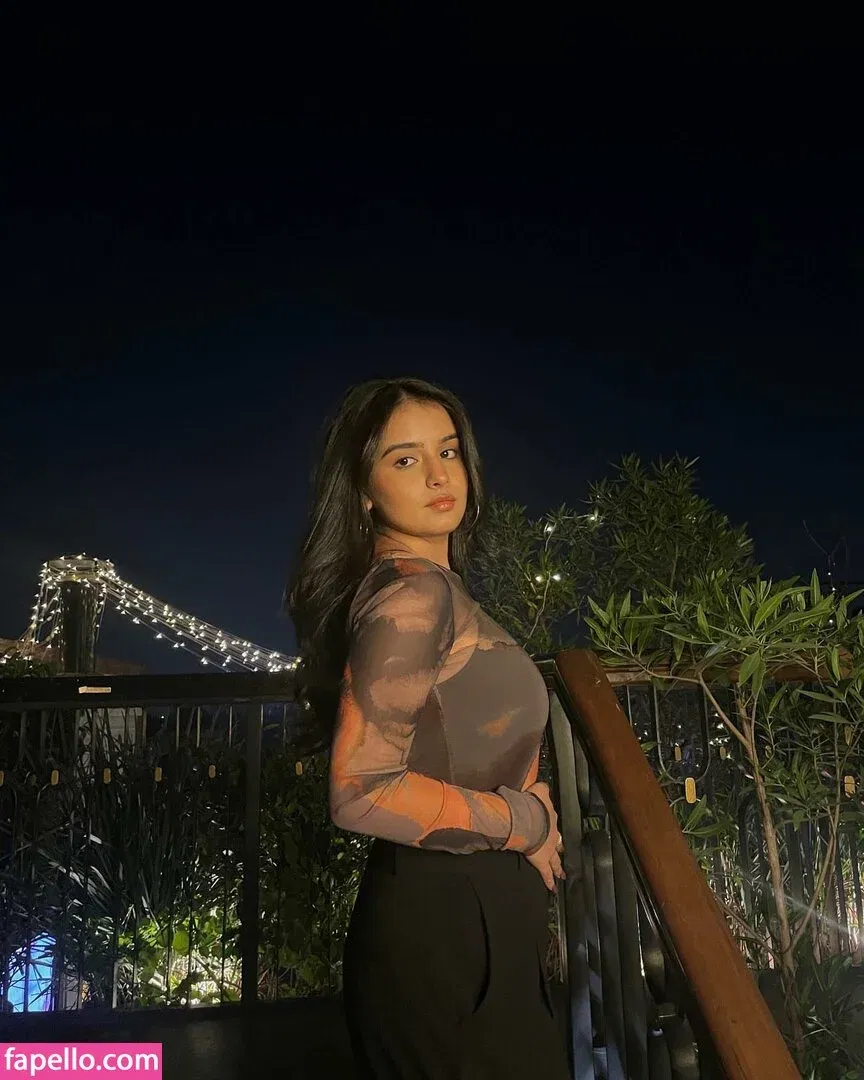 Aarushi Abrol Onlyfans Photo Gallery 