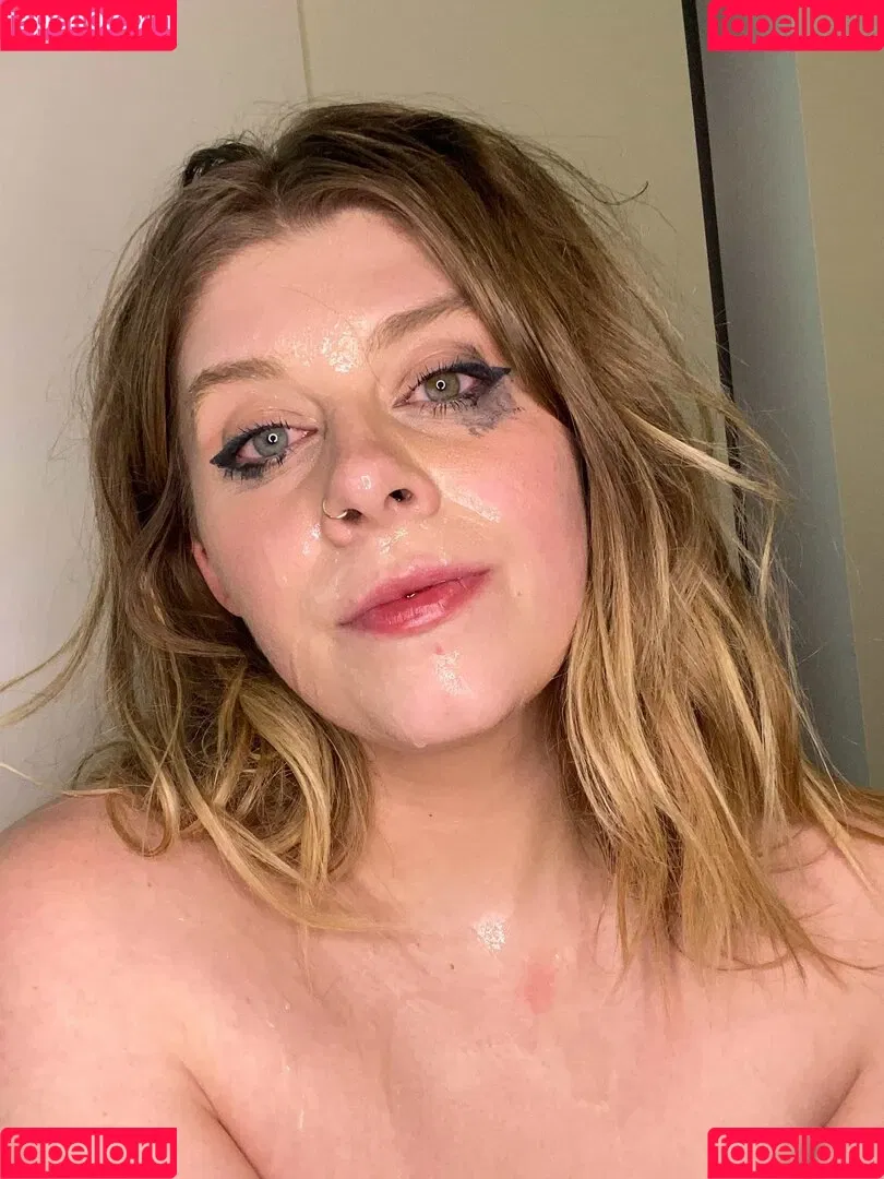 Sara & Wes Onlyfans Photo Gallery 
