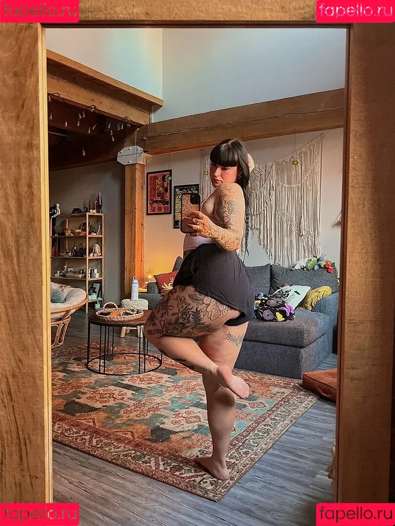 Venicecemetery Onlyfans Photo Gallery 
