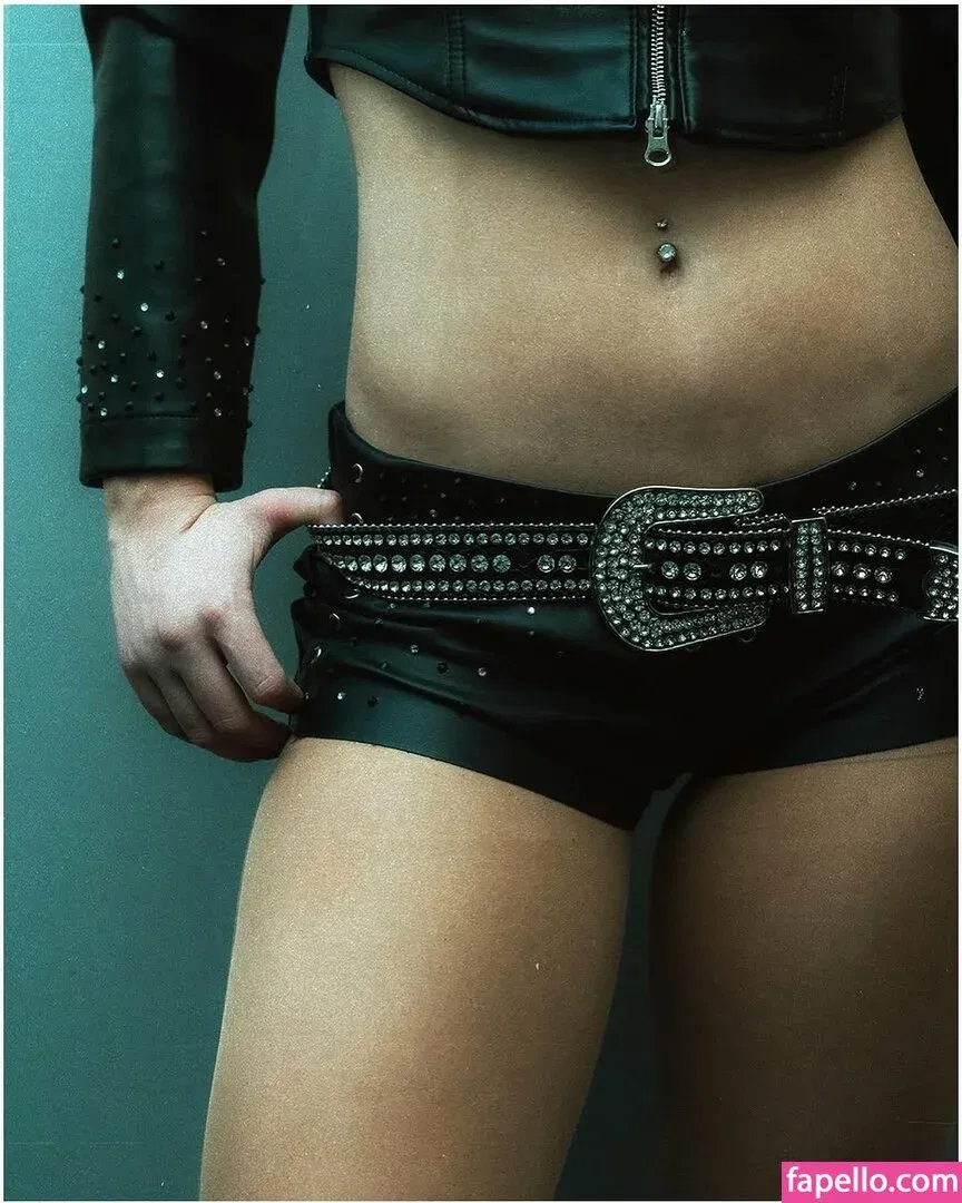 Dasha Novotny Onlyfans Photo Gallery 