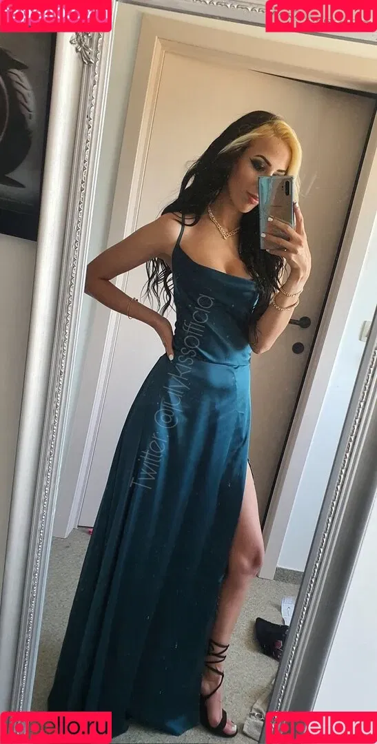 Julykiss Onlyfans Photo Gallery 