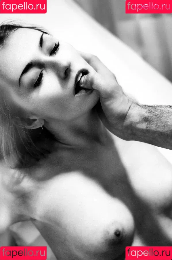 Franziska Zacher Onlyfans Photo Gallery 