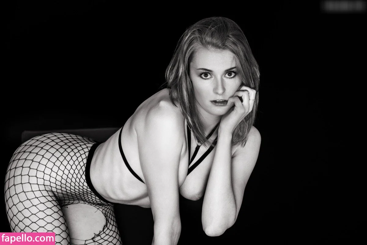 Franziska Zacher Onlyfans Photo Gallery 