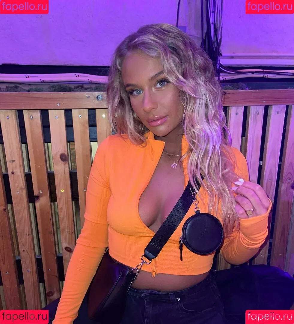 Martine Baardseng Onlyfans Photo Gallery 