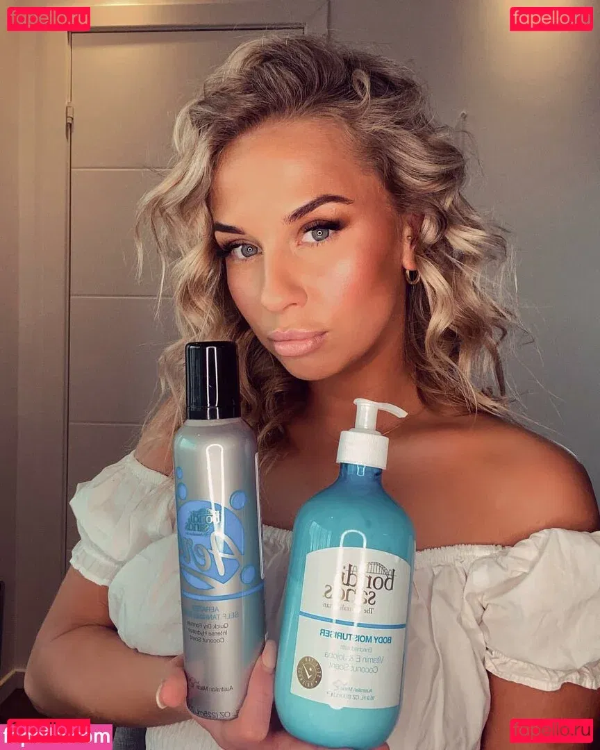 Martine Baardseng Onlyfans Photo Gallery 