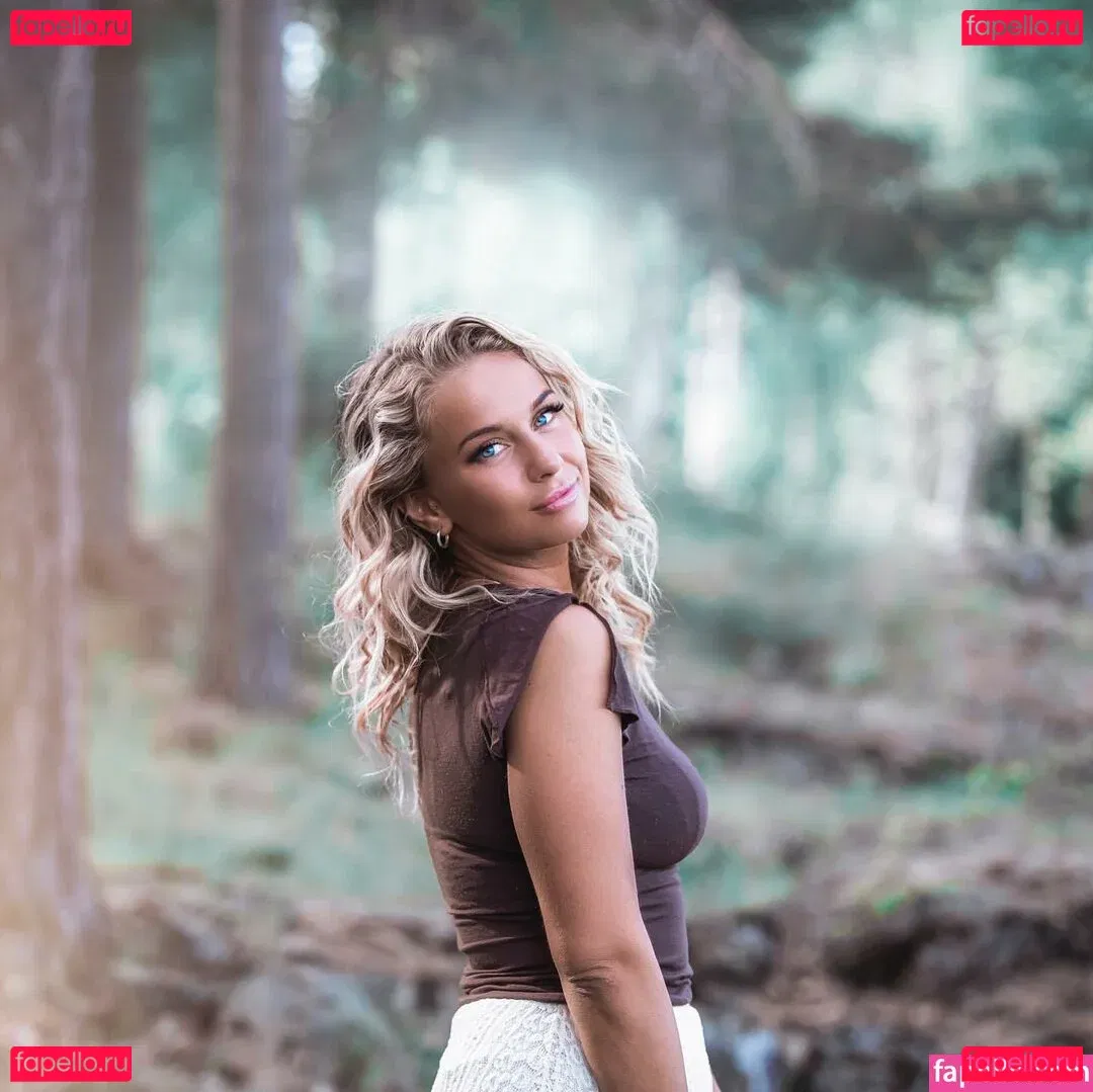 Martine Baardseng Onlyfans Photo Gallery 