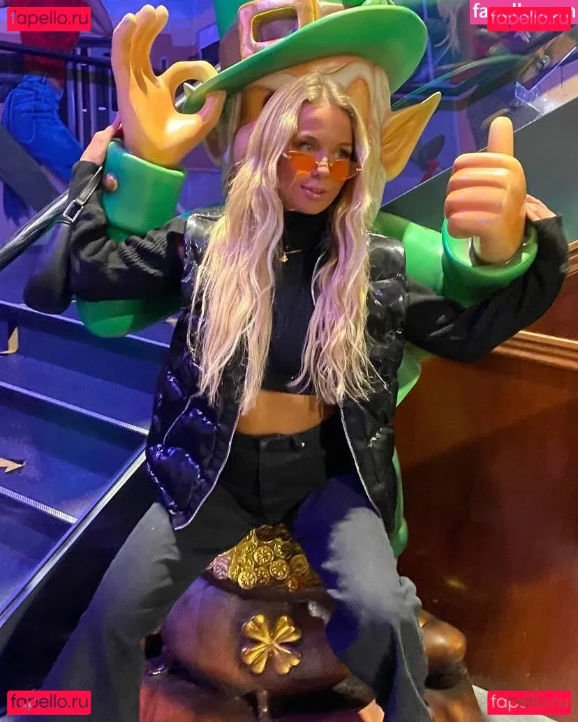 Martine Baardseng Onlyfans Photo Gallery 