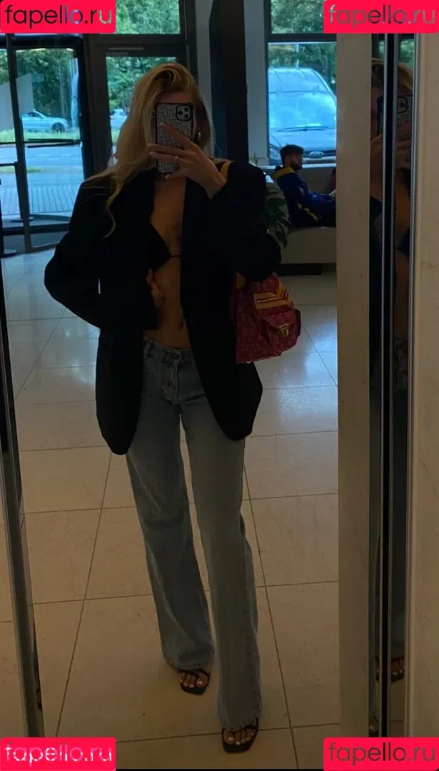 Lillimsr Onlyfans Photo Gallery 
