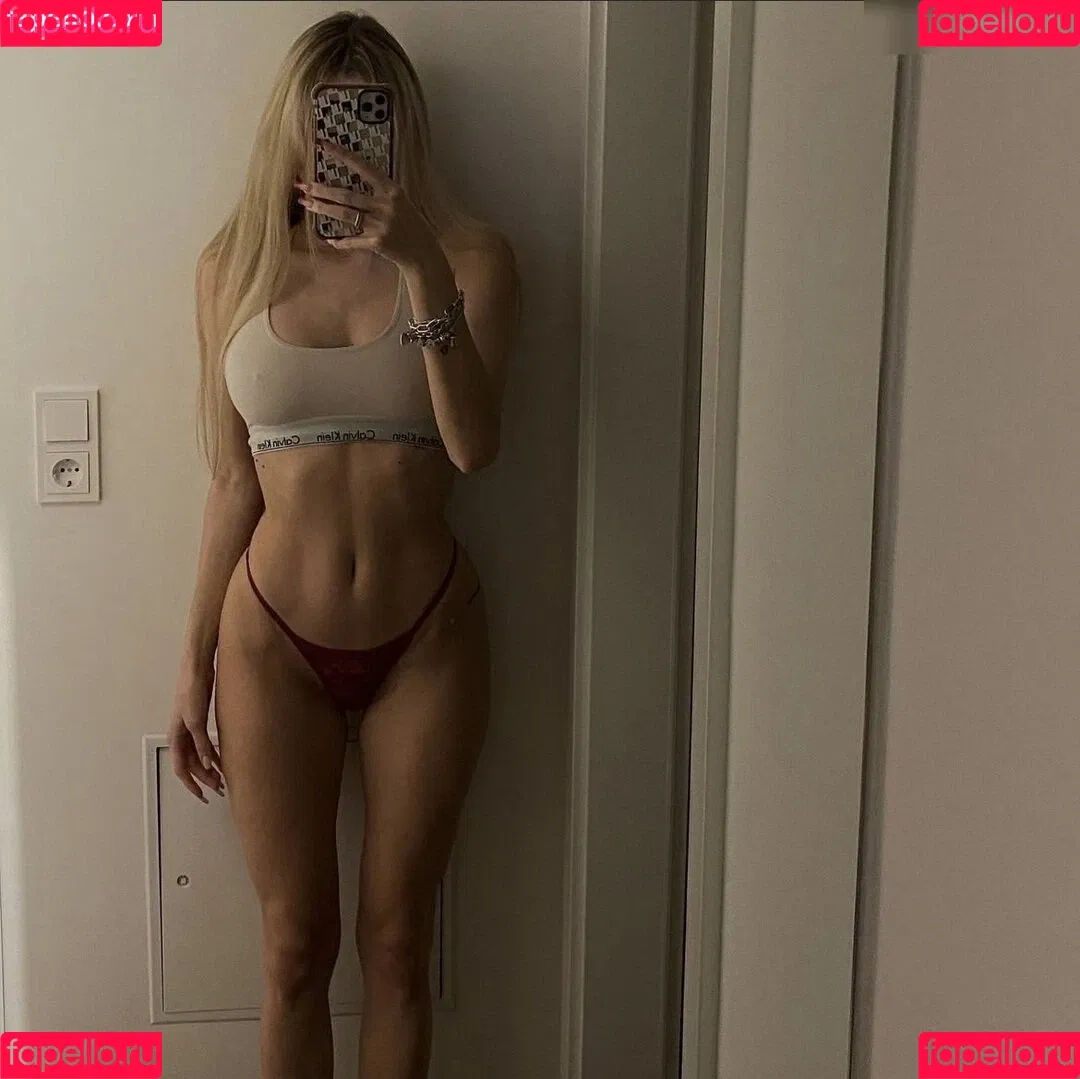 Lillimsr Onlyfans Photo Gallery 